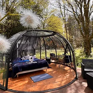  Tente de luxe Dôme Atmo'sphère, La Tête Dans Les étoiles Avec Accès Piscine France